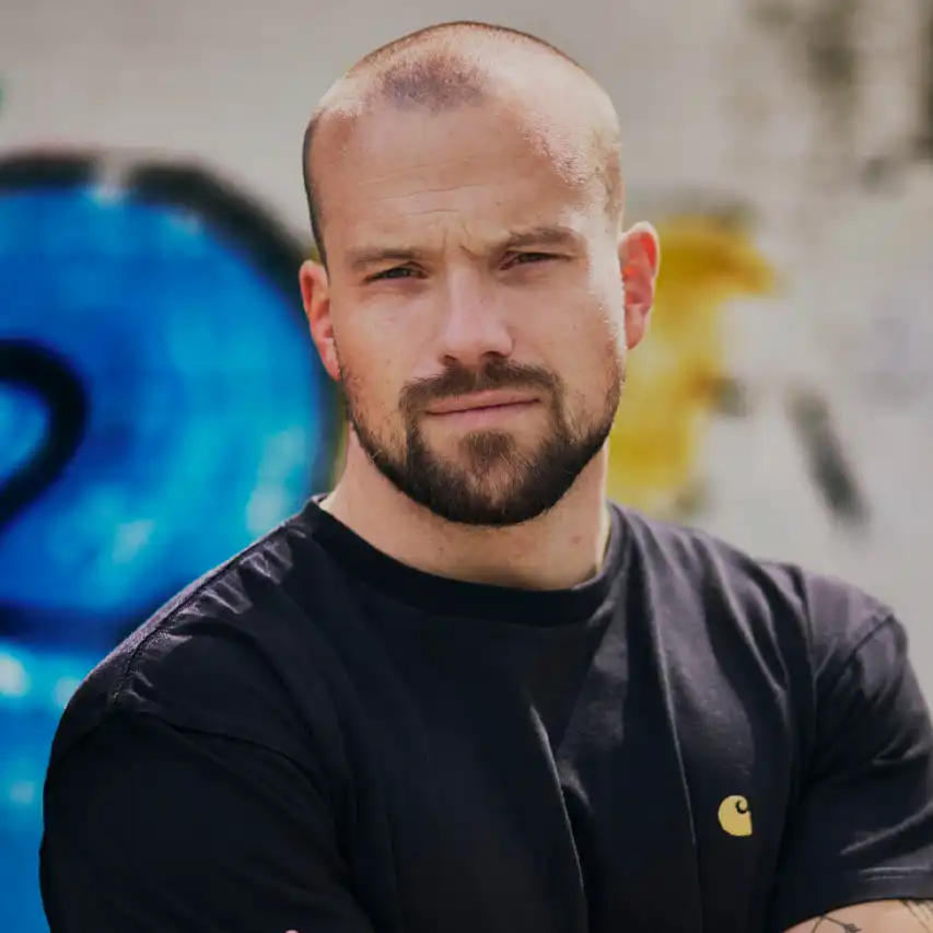 Dai Carter, ervaren spreker en hoofdinstructeur beschikbaar als expert mentale kracht.