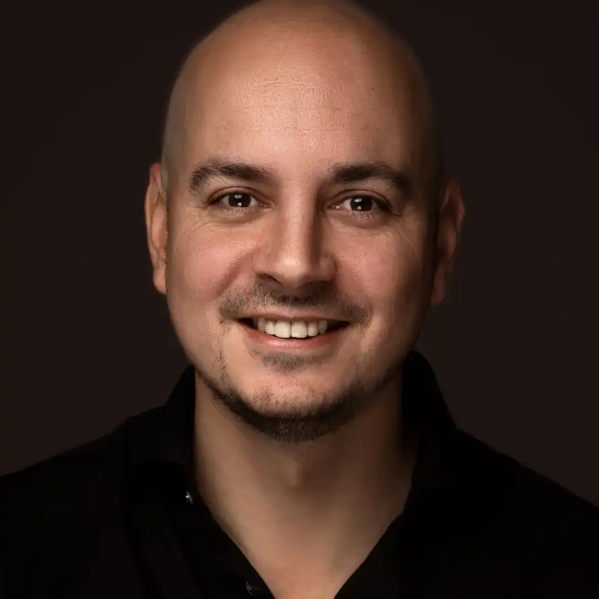 Dave van Gulik, beschikbaar als ervaren spreker en trainer voor zakelijke events.