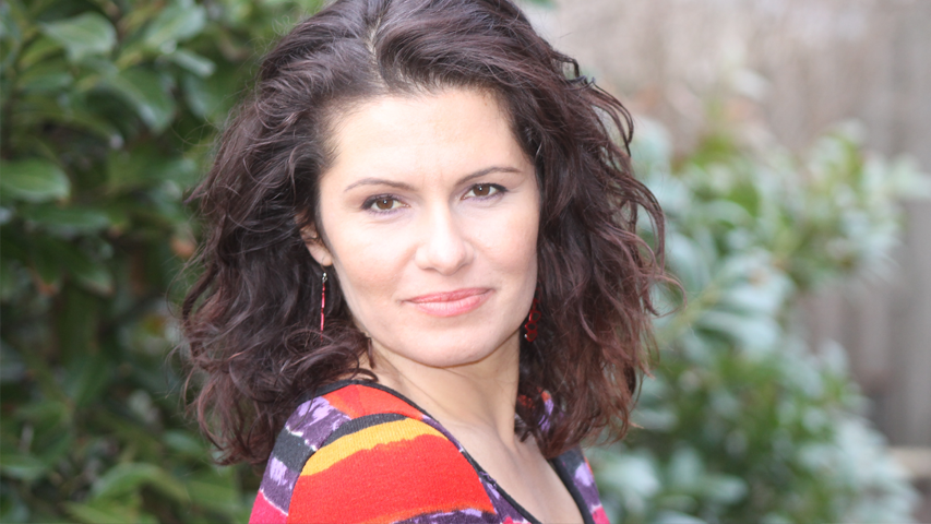 Meer informatie over Maria Genova Meer informatie over Maria Genova