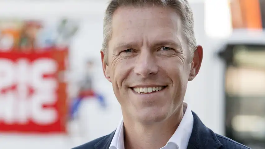 Michiel Muller, ervaren serie-ondernemer en innovatiestrateeg te boeken als spreker.