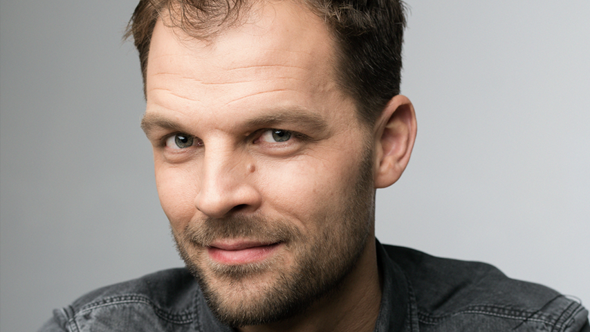 Daan Nieber - Boek deze doeltreffende dagvoorzitter voor jouw evenement