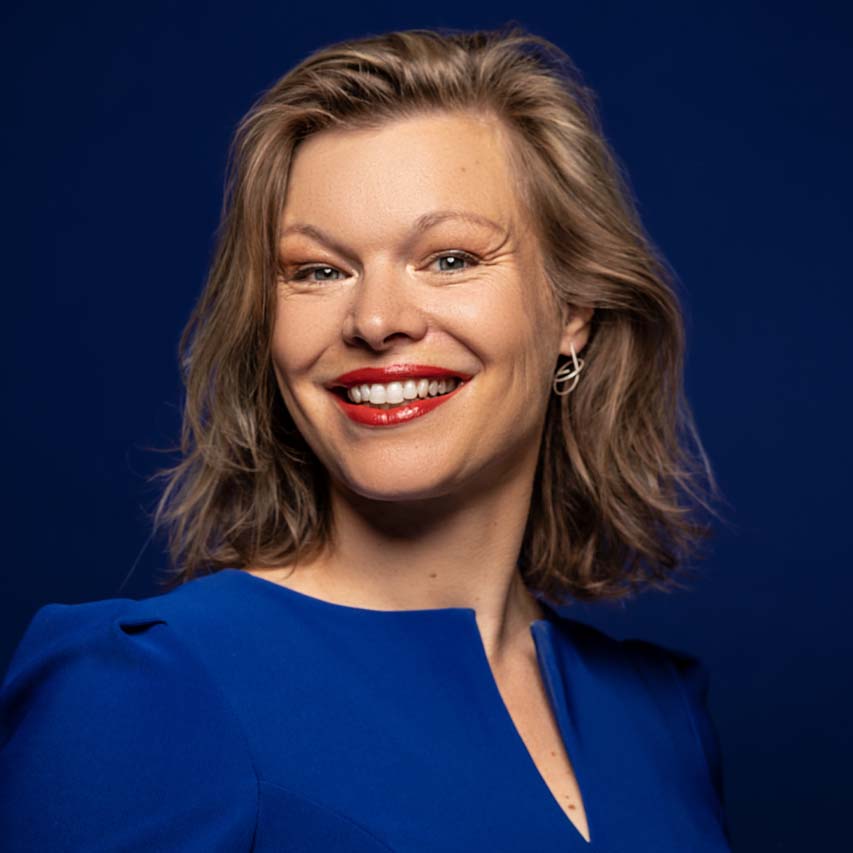 Desiree Hoving inhuren als professioneel dagvoorzitter doe je bij Het Sprekersburo. Contact en bel 0321-317121 voor prijs en beschikbaarheid. Desiree Hoving inhuren als professioneel dagvoorzitter doe je bij Het Sprekersburo. Contact en bel 0321-317121 voor prijs en beschikbaarheid.