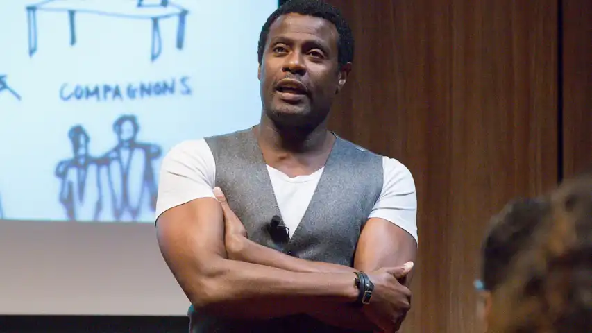 Professionele presentatoren voor zakelijke bijeenkomsten en video